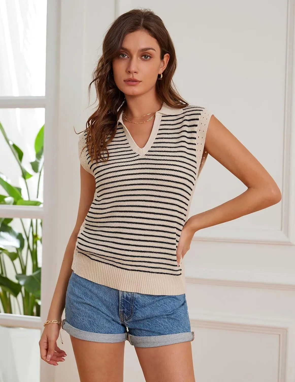 GRACE KARIN Women's Cap Sleeve Sweater Vest Top Y2K Striped V Neck Collar Neck Summer Knit Tank Top 2025 Fashion Outfits