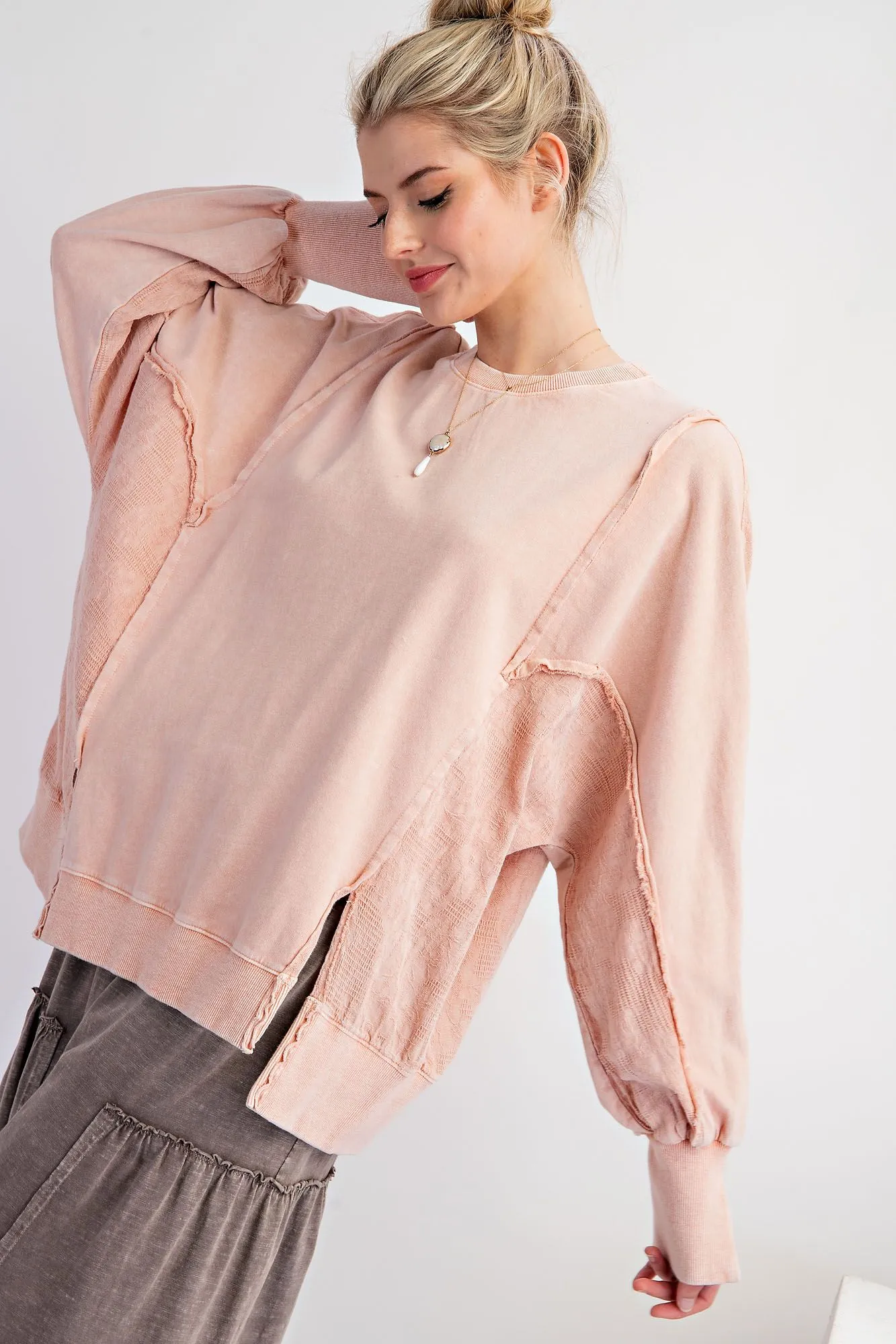 Lacey Details Mineral Wash Pullover - Peach